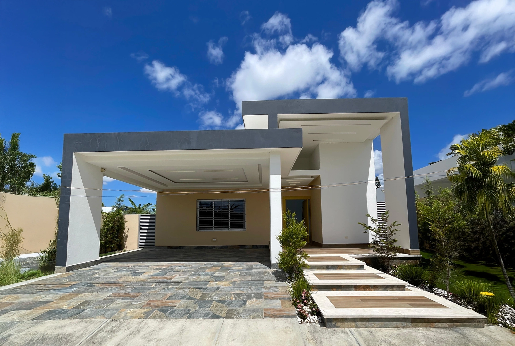 Casa en Gurabo en Residencial cerrado
