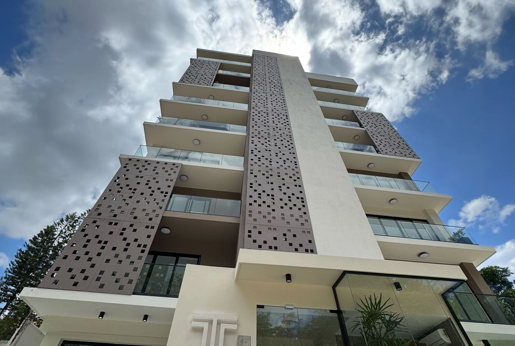 Torre Thiago en la zurza