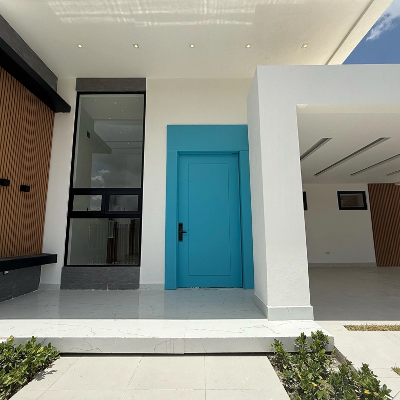 Casa en proyecto cerrado Llanos de Gurabo