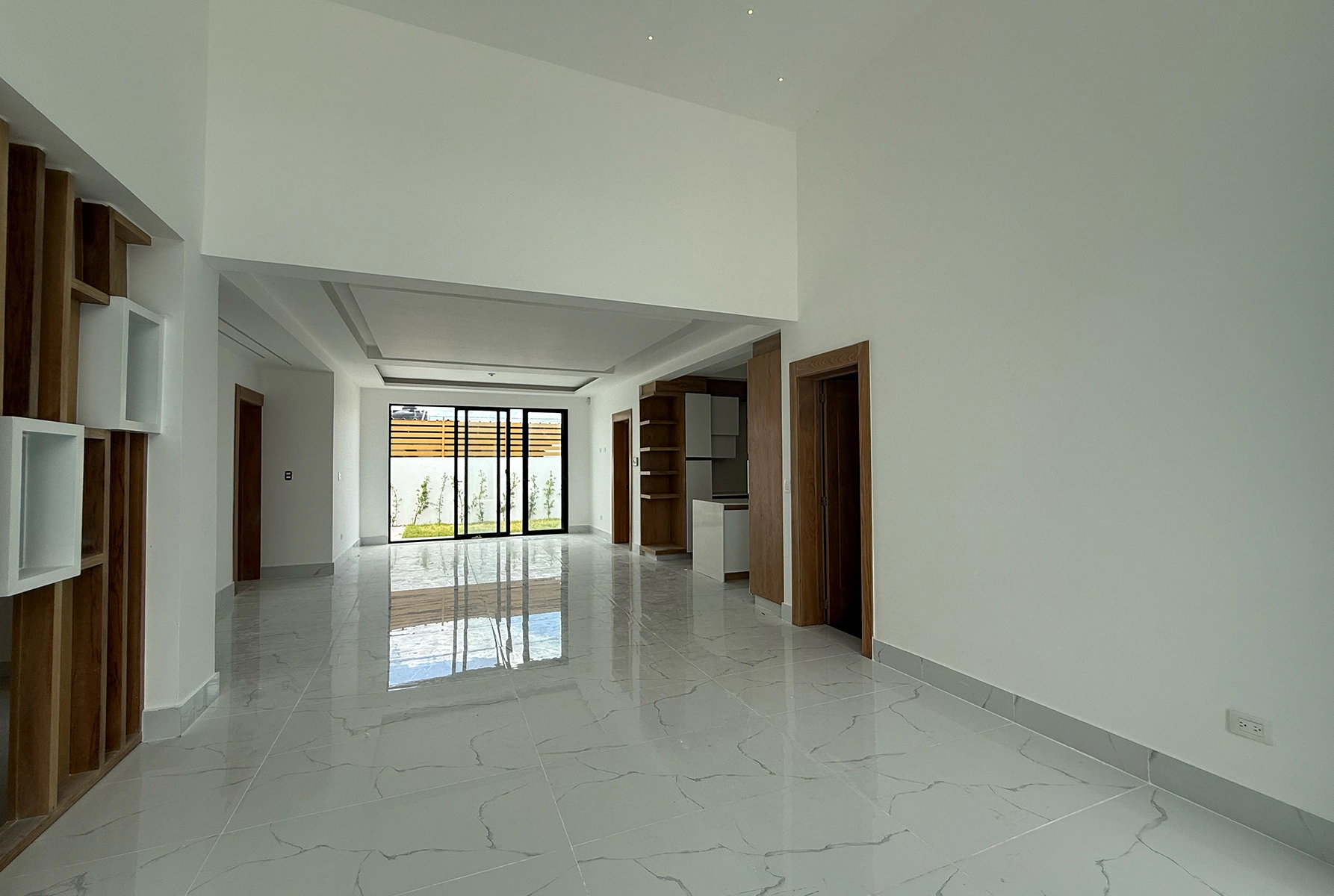 Casa en proyecto cerrado Llanos de Gurabo