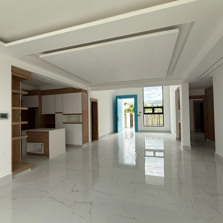 Casa en proyecto cerrado Llanos de Gurabo