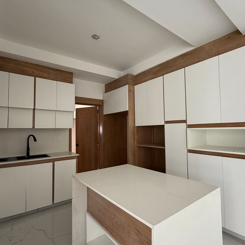 Casa en proyecto cerrado Llanos de Gurabo