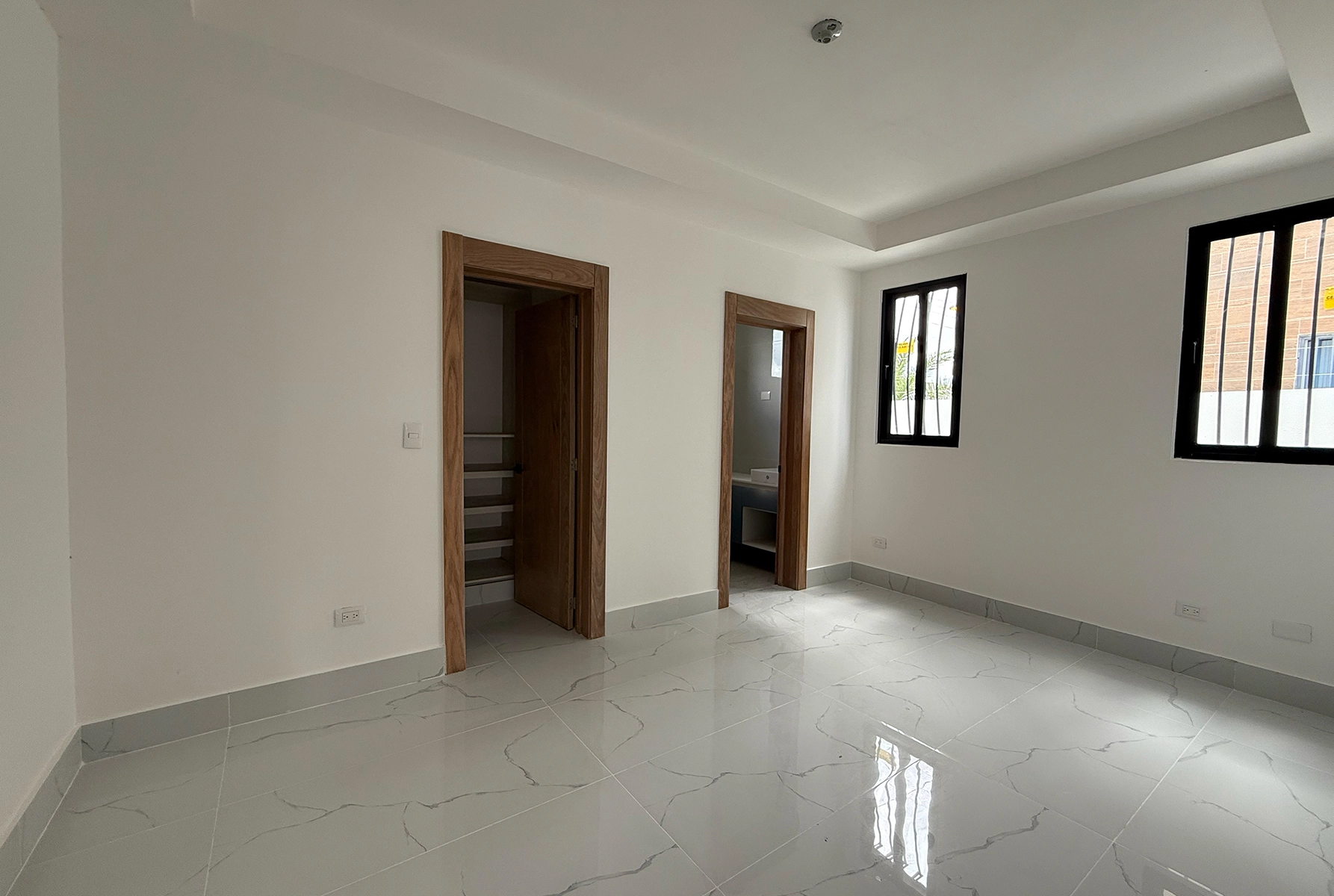 Casa en proyecto cerrado Llanos de Gurabo