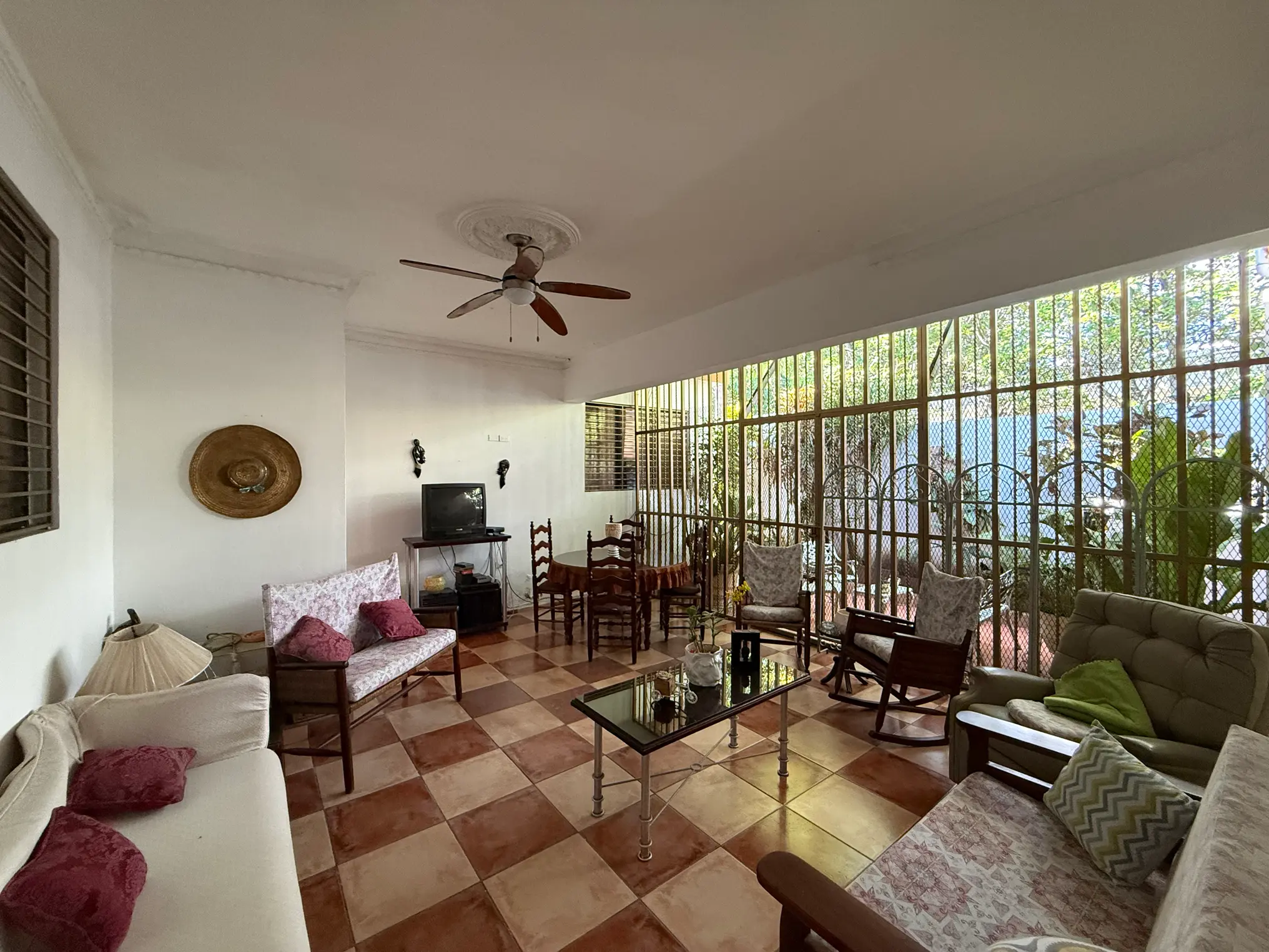 Casa en Llanos de Gurabo (Sr. Rios)